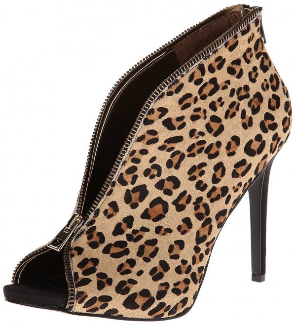 Carlos Santana Womens Veruca Leopard